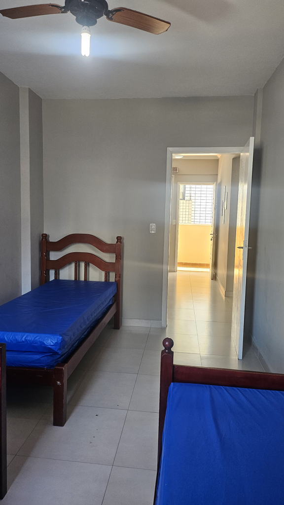 Apartamento à venda no charmoso bairro do Canto do Forte, apenas 300 metros da praia! 🌊 Apartamento à venda no charmoso bairro do Canto do Forte, apenas 300 metros da praia! 🌊